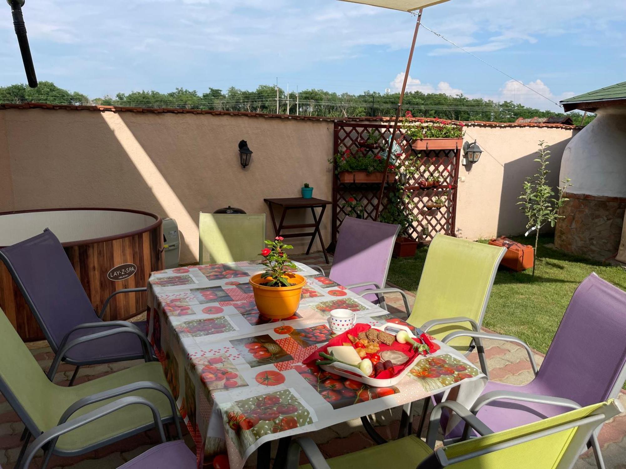 Linett Apartman Hajdúszoboszló Exterior foto